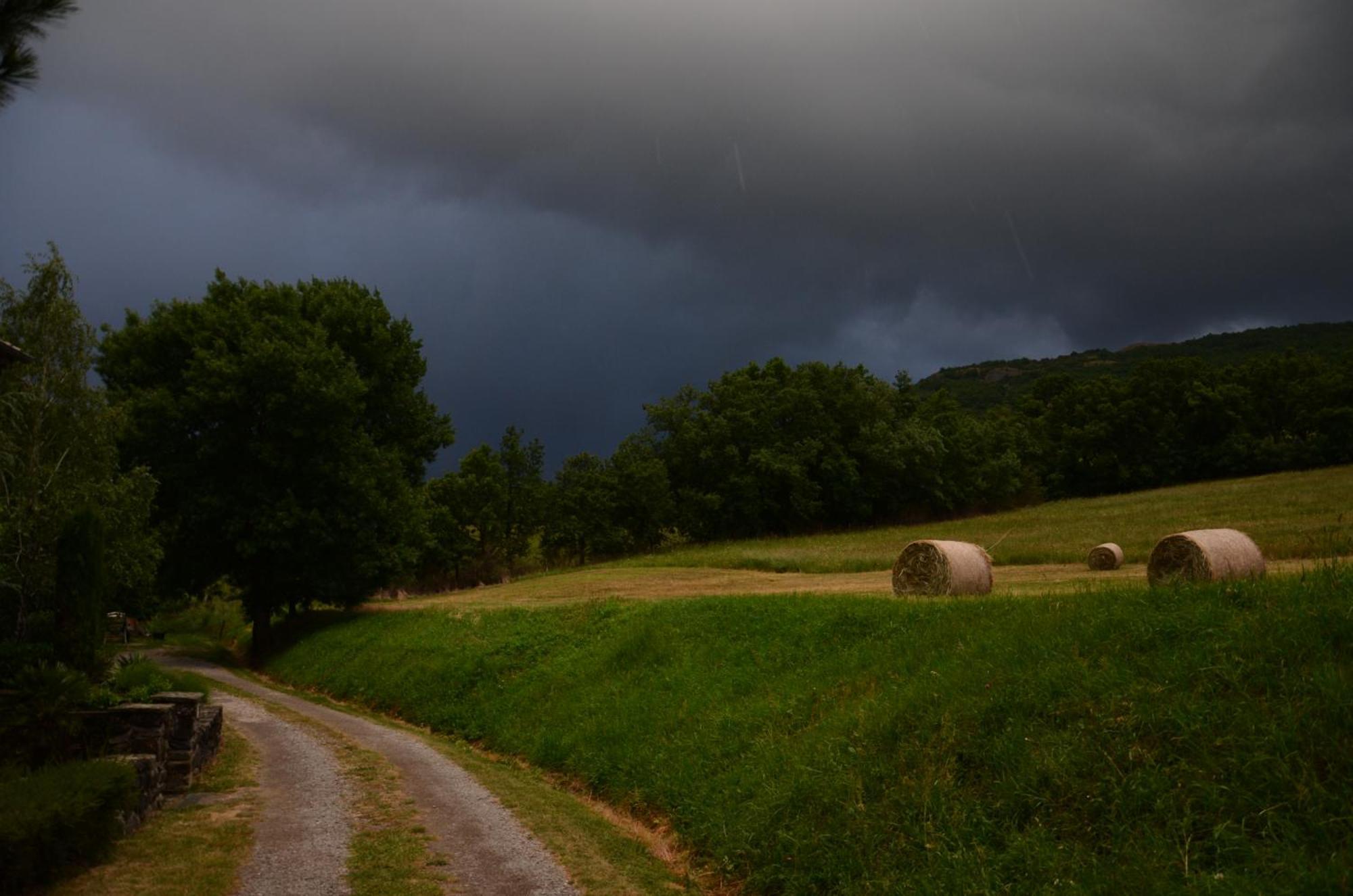 Domaine Insolite Du Petit Moras Chomerac ภายนอก รูปภาพ